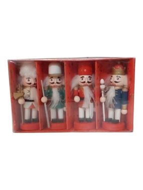 Set of 4 Vintage Style Wooden Nutcracker Ornaments Christmas Tree Decor Soldiers